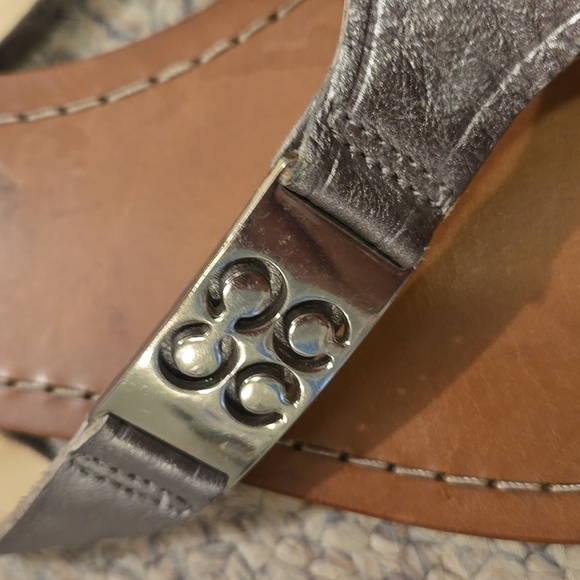 COACH RADIANT Metalic Thong Sandals - Picture 3 of 7